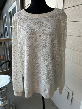 Karl Lagerfeld Light Cream Crochet Floral Knit Pullover. Size M.